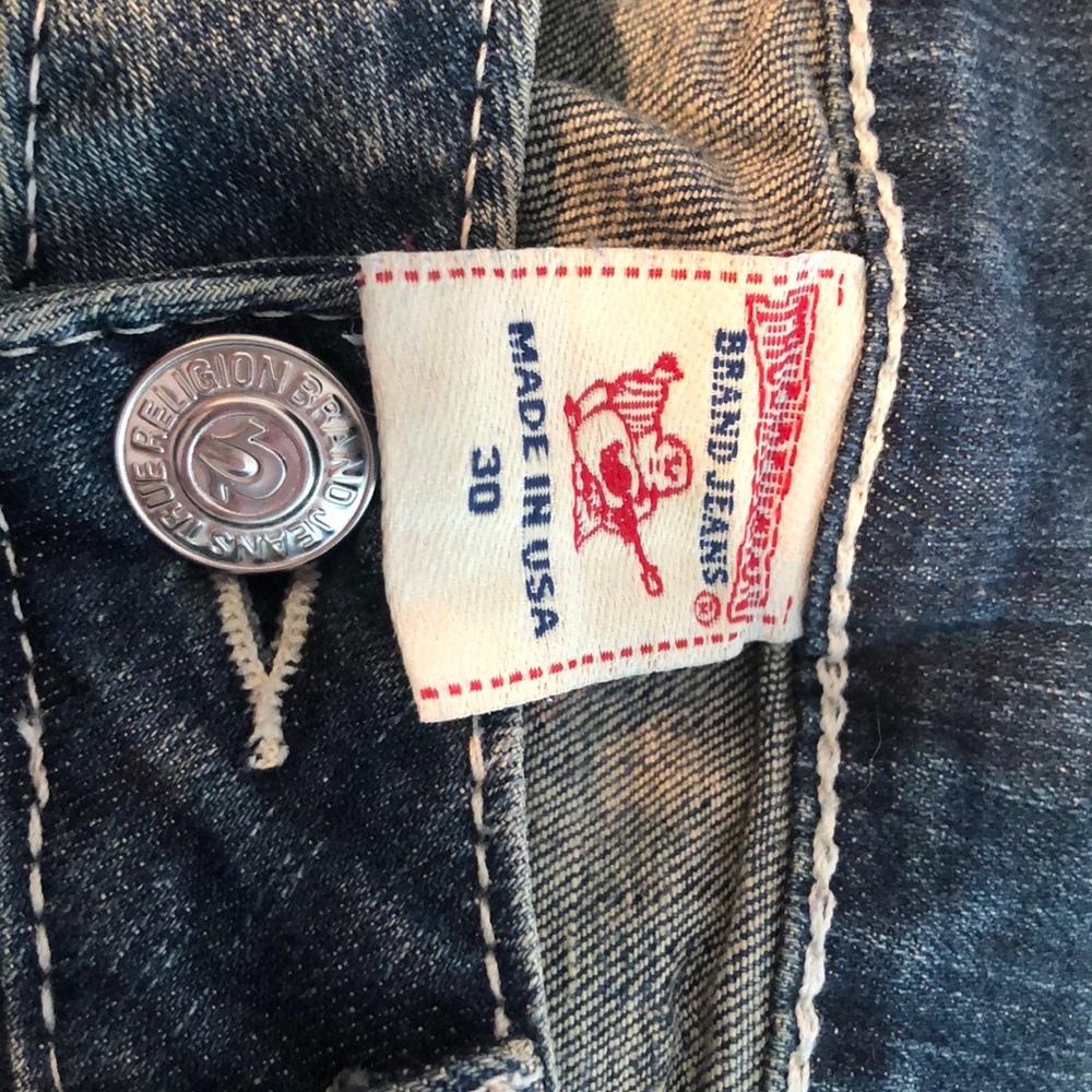 Like new True Religion Bootcut Jeans - Picture 2 of 4